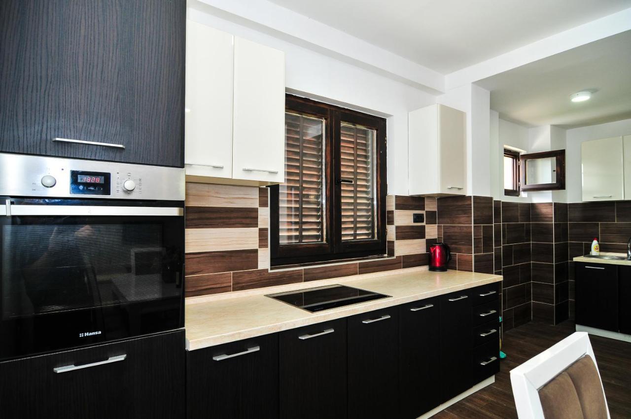 Milosavljevic Apartments 蒂瓦特 外观 照片