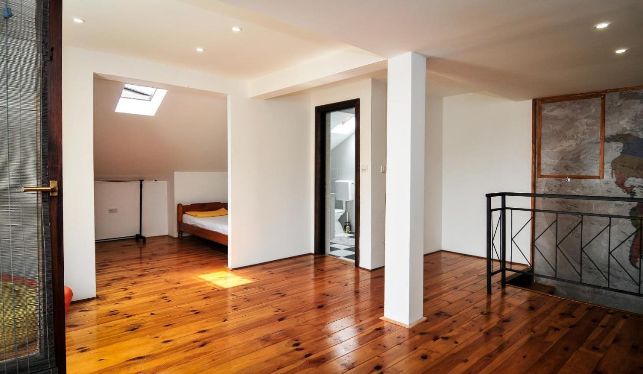 Milosavljevic Apartments 蒂瓦特 外观 照片