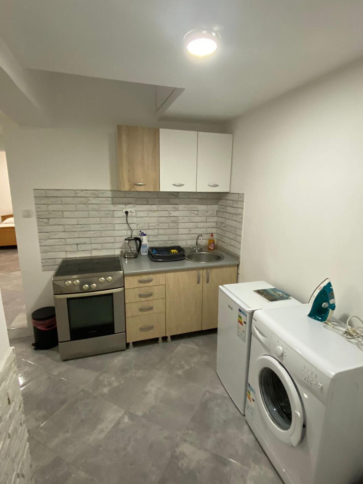 Milosavljevic Apartments 蒂瓦特 外观 照片