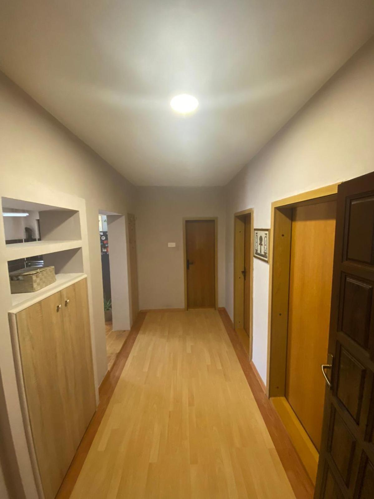 Milosavljevic Apartments 蒂瓦特 外观 照片